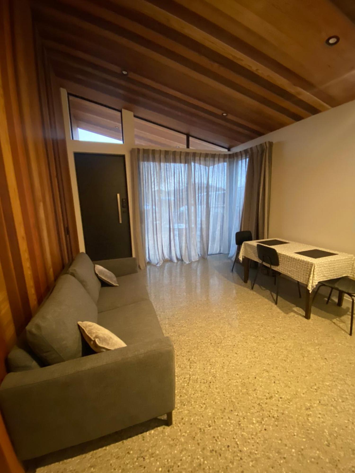 Roys View Apartamento Wanaka Exterior foto